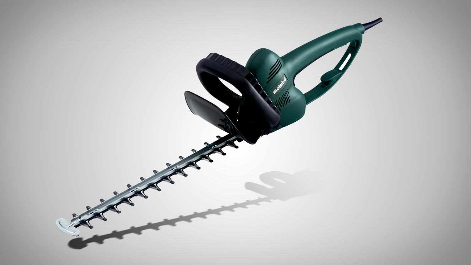 Die HS 45 ElektroHeckenschere von Metabo Toolbrothers